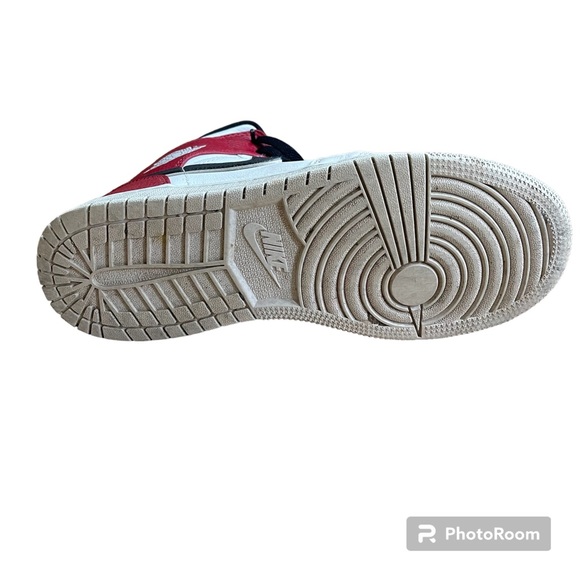 NIKE AIR JORDAN 1 Mid’s sneakers US 7Y - Picture 5 of 7